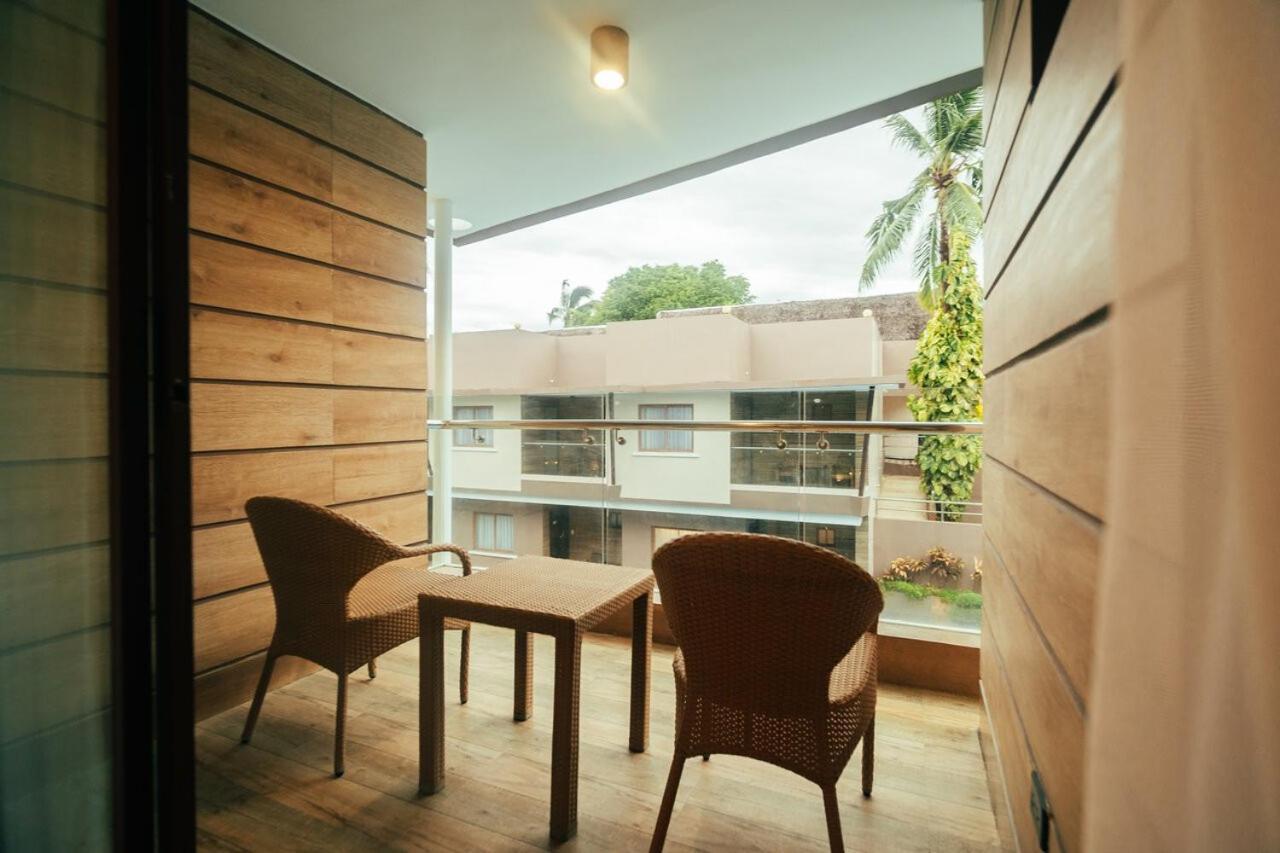 Alona By Jpark Island Resort Panglao Exterior photo
